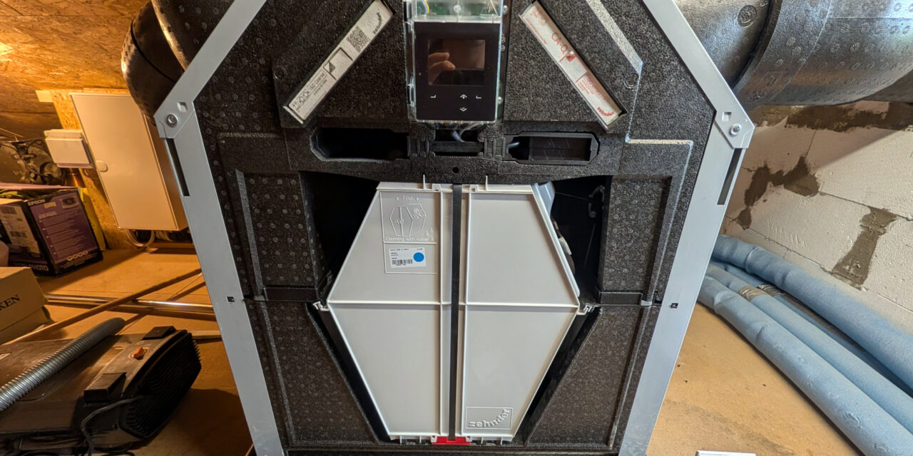 Zehnder ComfoAir Q350 selbst repariert: Wenn ein defekter SHT30-Sensor die Anlage in den Bootloop schickt
